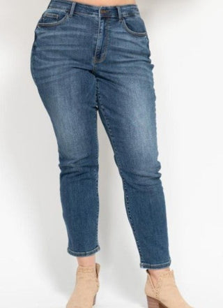 Timeless Slim Straight Jean