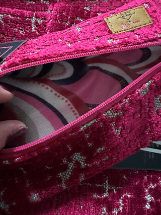 Custom Makeup Junkie