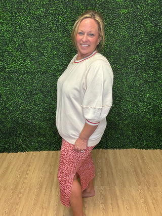 Easel Banded Bottom Pullover