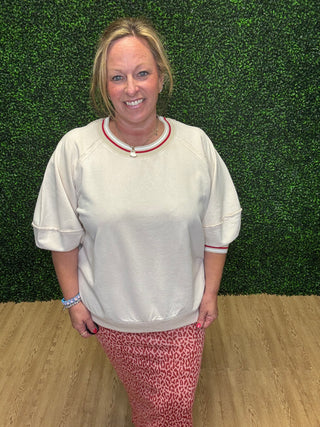 Easel Banded Bottom Pullover