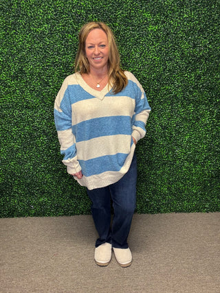 Easel V-Neck striped Oversized Sweater