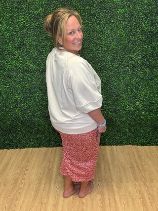 Easel Banded Bottom Pullover