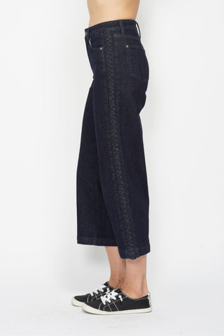 Side Detail Braid Crop Jean