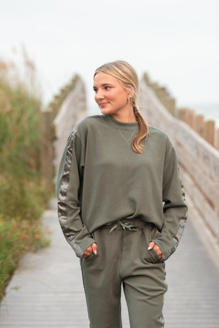 Satin Stripe Crewneck