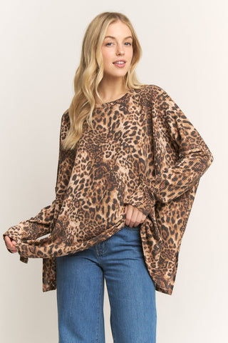 Heimish Leopard Lounge Top